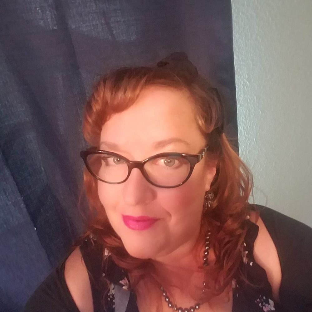 Meet your Posher, Dolores